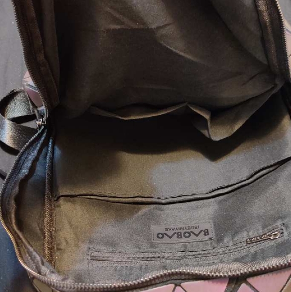 Issey Miyake Bao Bao Male Triangled Colored Back - Picture 5 of 7